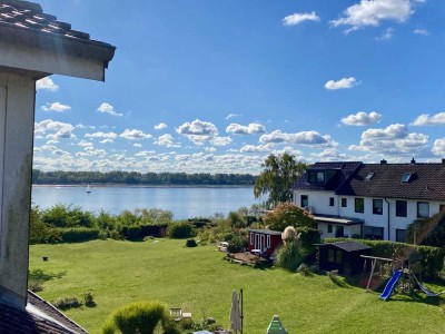 Reihenhaus mit traumhaftem Elbblick in begehrter Lage von Wedel