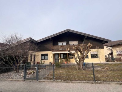 großzügiges EFH mit Garten und Garage