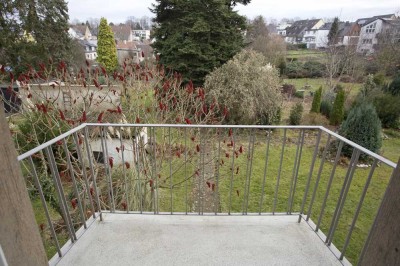 Helle 2,5-Raum-Wohnung mit Balkon in Bochum-Süd