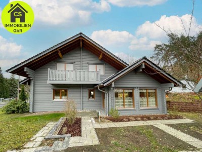 Großes Blockholzhaus mit schön gelegenem Grundstück in Crinitz