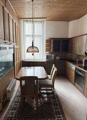 Bezugsfreie 2-Zimmer-Altbau Klassiker unweit des Lietzenseeparks!