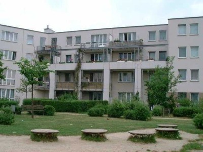 Stop! Günstig geschnittene 2-Zimmer-Wohnung (WBS)