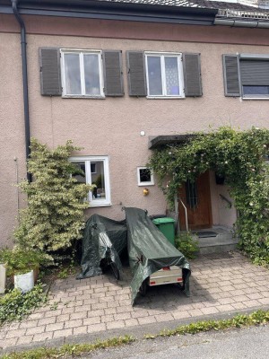 Charmantes Reihenhaus in zentraler Lage – Salzburg Taxham