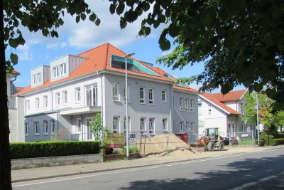 Neubau Erstbezug - Topzentral gelegenes Penthouse mit Dachterrasse, Aufzug und Pkw-Stellplatz