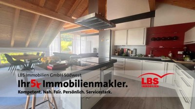 MODERN TRIFFT RUSTIKAL
3,5-Zimmer-Dachgeschoss-Wohnung mit tollen Extras