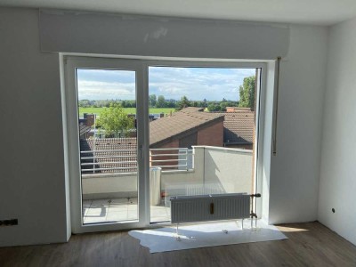 2-Raum Dachgeschosswohnung mit Blick auf den Rhein im schönen Zündorf