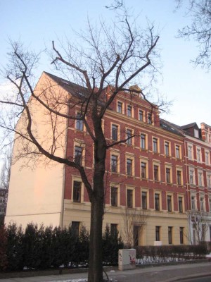 Sonnige, geräumige 2-Raum-Wohnung mit Balkon auf dem Kassberg - ideale Anbindung an ÖPNV