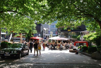 Fussgängerzone - Großzügige 4-Zi.-Altbauwohnung in bester Altstadt-Lage im 2. Stock, Kiel