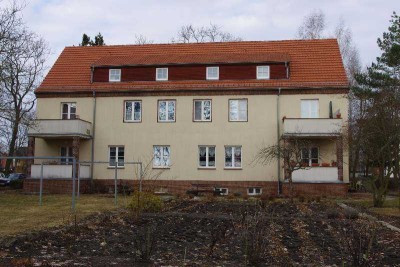 geräumige 2-Raum-Wohnung- in grüner Lage in Ladebow