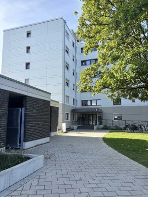 Geräumige 3 Zimmer Wohnung mit WBS!