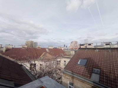 uneinsichtige Terrasse!