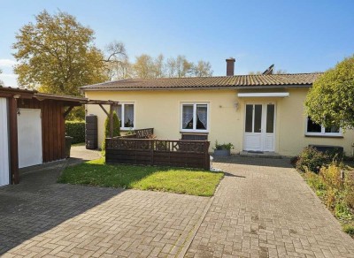 Modernisierte Doppelhaushälfte mit viel Platz und sonnigem Garten