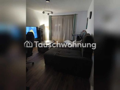 Tauschwohnung: Schöne 2zkb mit Balkon gg. Größer mit Garten