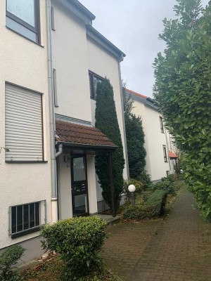 Geschmackvolle 3-Zimmerwohnung mit wunderschöner Terrasse