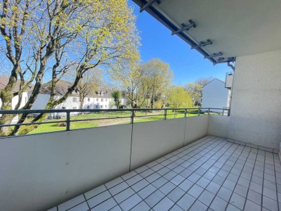 *Erstbezug nach Sanierung*Balkon*Tageslichtbad*