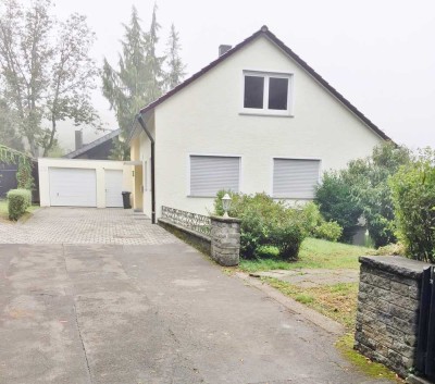 Absolut private Lage - Haus mit traumhaftem Garten