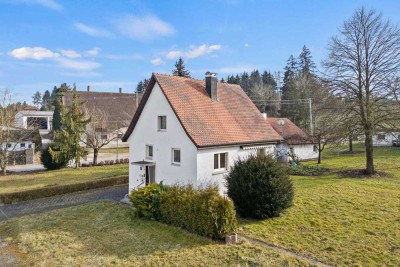 Viel Platz für Ideen! Einfamilienhaus mit schönem Grundstück in Hundersingen