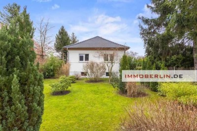 IMMOBERLIN.DE - Sehr attraktiver Bungalow mit Sonnengarten für das Wohlgefühl in ländlicher Lage