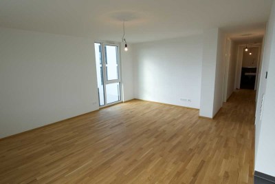 ZWEITBEZUG Mit Balkon: Stilvolle 3-Zimmer-Wohnung in Wiesbaden Nordenstadt