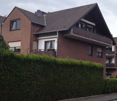 Gepflegte 2-Zimmer Dachgeschosswohnung in Krefeld-Hüls