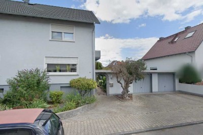 Eine hübsche Doppelhaushälfte wartet auf seine neuen Bewohner