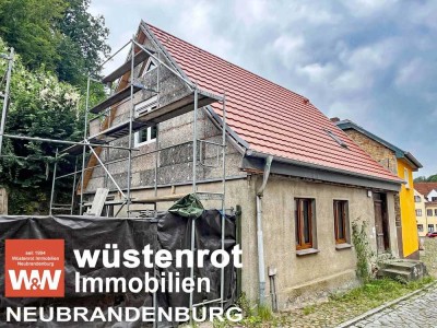 DAS KANN EIN SCHMUCKSTÜCK WERDEN: WOHNHAUS MIT NEUEM DACH + NEUEN FENSTERN + FAST NEUER HEIZUNG