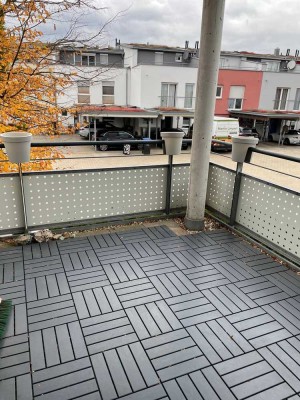 Helle 3 Zi-WHG mit Balkon in ruhigem Wohngebiet von Holzgerlingen