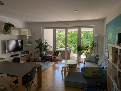 3-Zimmer-Wohnung mit gehobener Innenausstattung mit Balkon und EBK