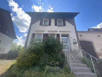 Sanierungsbedürftiges Einfamilienhaus in ruhiger Lage von Nalbach-Piesbach