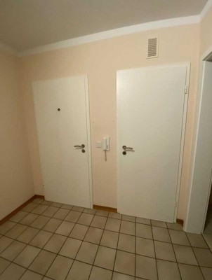 Ansprechende und gepflegte 3-Zimmer-Wohnung mit gehobener Innenausstattung mit EBK in Kamp-Lintfort