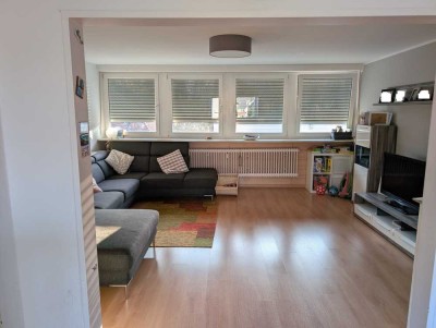��Dortmund-Hombruch-Gepflegte 3 Zimmerwohnung mit Laminat, Wannenbad & Garage-EBK möglich�