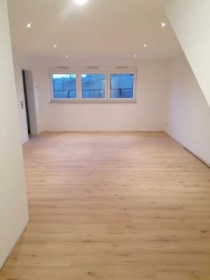 Schöne 2,5-Zimmer-Wohnung mit EBK und Terrasse in Schramberg-Waldmössingen