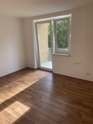 Schöne 3-Zimmer-Wohnung in der Siedlung mit Balkon