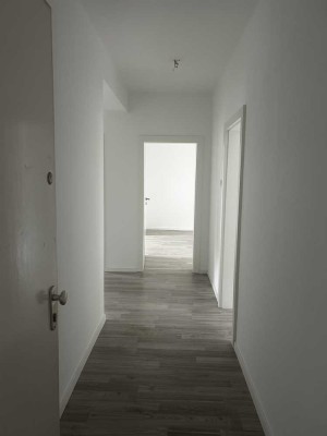 freundliche 2,5-Zimmer-Wohnung zur Miete im Wasserviertel in Duisburg