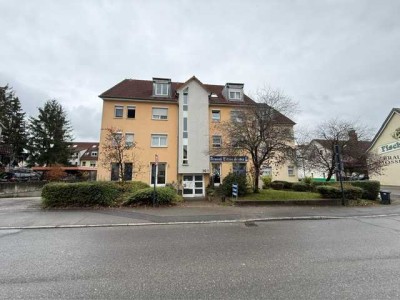 Provisionsfrei - Gepflegte 1,5-Zimmer-Wohnung mit Balkon und Tiefgaragenstellplatz in Mössingen