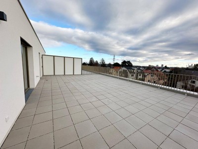 4-Zimmer-Wohnung mit großer Terrasse und Balkon