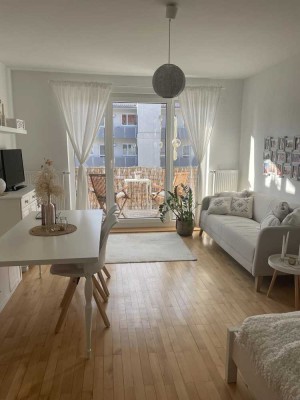 Modernisierte 1 Zimmer Wohnung in zentraler Lage