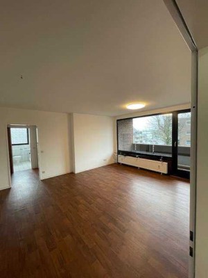 Zwei-Zimmer Wohnung mit Balkon und Stellplatz