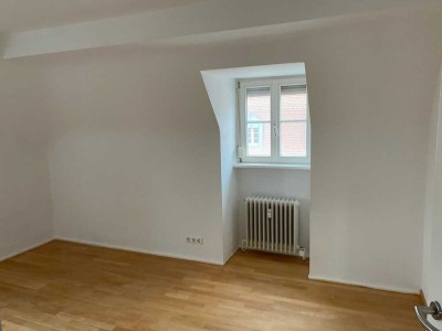 3-Zimmer-Wohnung in der Nähe des Bahnhofs & Innenstadt