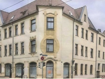 Unsaniertes Mehrfamilienhaus in Magdeburg