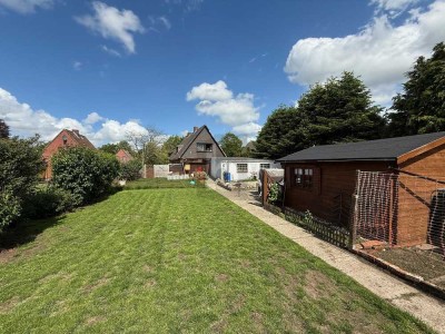 VIEL PLATZ FÜR DIE FAMILIE MIT EIGENEM POOLHAUS