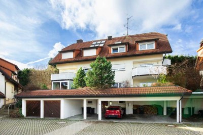 Sofort einziehen - Lichtdurchflutete 3-Zimmerwohnung mit Balkon und überdachtem Kfz-Stellplatz