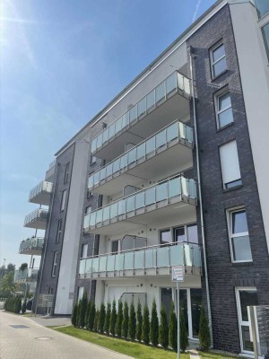 Neuwertige 2 Zi. Wohnung mit Keller u. Außenstellplatz