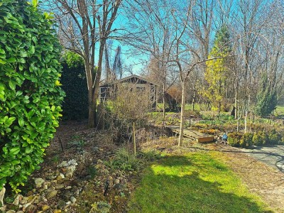 *Attraktiv und komfortabel** Reizvolle DHH mit EBK, Garten, Garage und Stpl., Pliening/Landsham (...