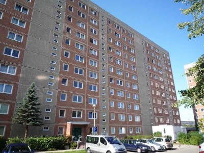 Geräumige 3-Zimmer-Wohnung mit Balkon in Neu Zippendorf!