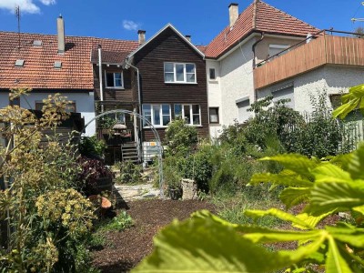Wunderschönes Reihenhaus mit Geschichte, Charakter und besonderem Charme