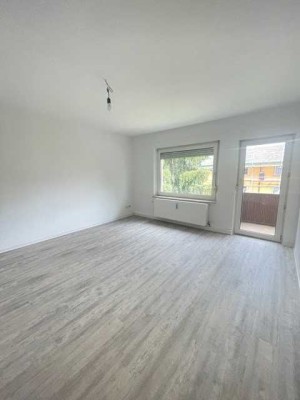 Modernisierte 3 Zimmer Wohnung mit Blick ins Grüne