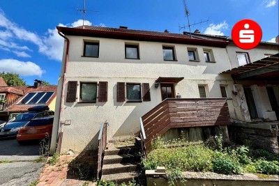 Renovierungsbedürftiges REH in Hüttenbach