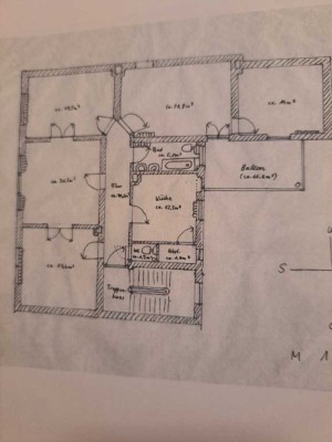 5 Zimmer EG-Altbauwohnung plus 2 Zimmer und WC im DG