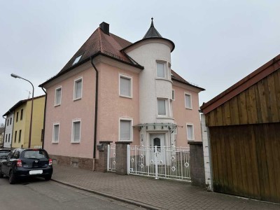 Idyllisches Ein- bis Zweifamilienhaus mit großzügigem Garten und Garage in Börrstadt!